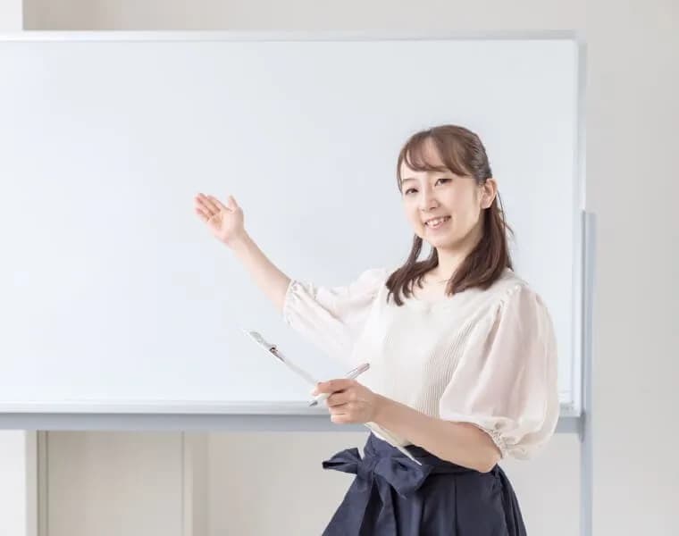 School website photograph · エマール日本語学院