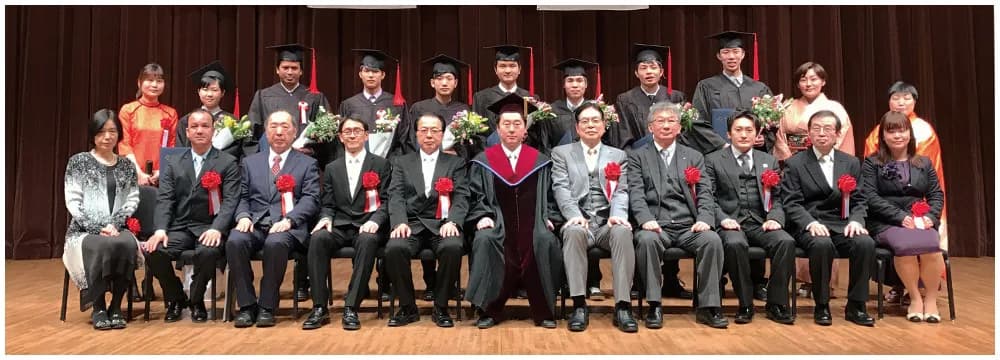 School website photograph · 日本語国際学院