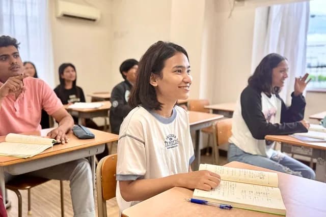 School website photograph · エールアカデミー