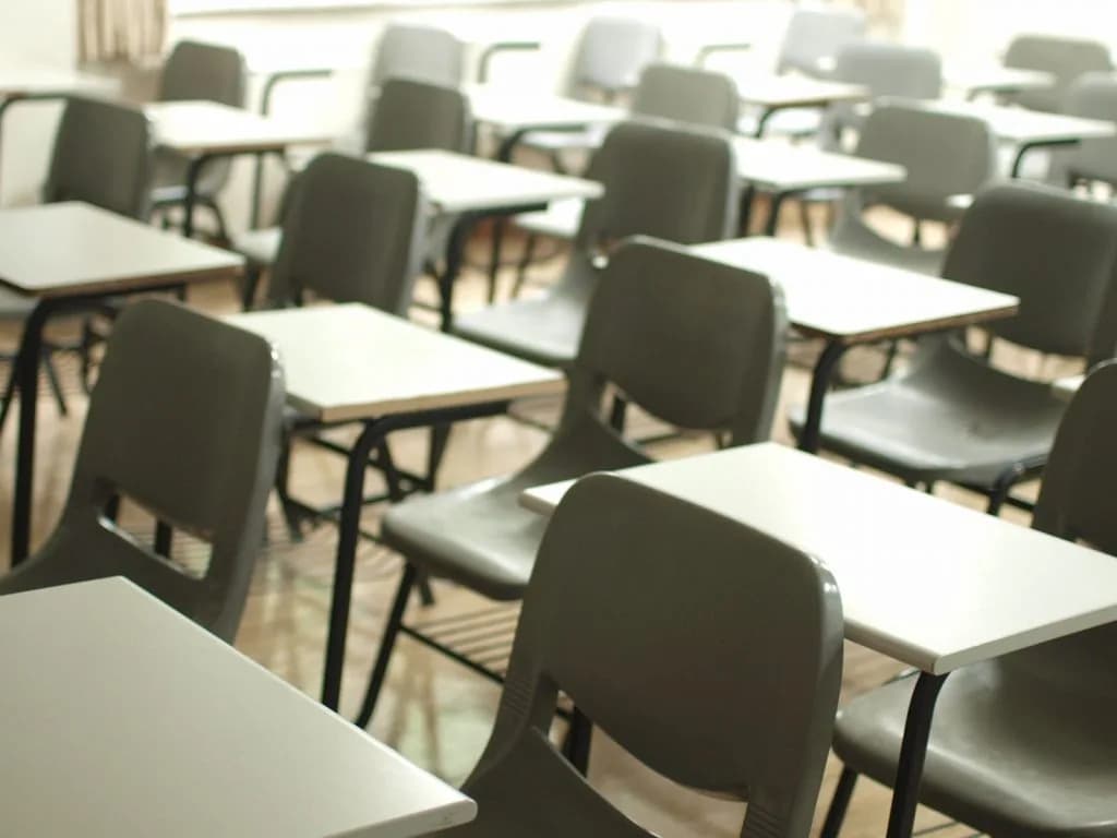 School website photograph · JVCアカデミー