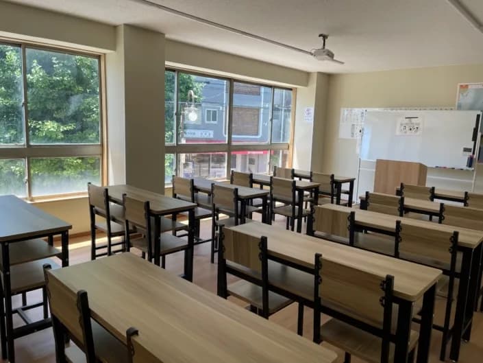 School website photograph · New World International Academy