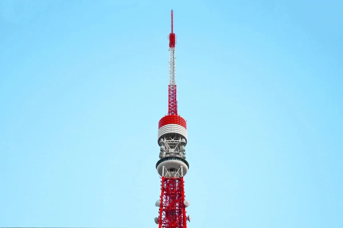 School website photograph · 東京ベイ日本語学院