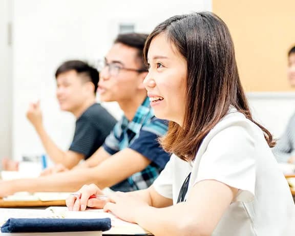 School website photograph · 開成アカデミー日本語学校大阪梅田校