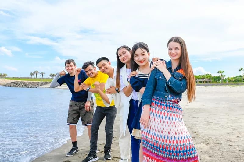 School website photograph · 宮崎情報ビジネス専門学校