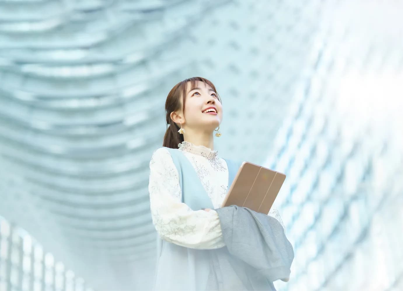 School website photograph · 九州育才外語学院