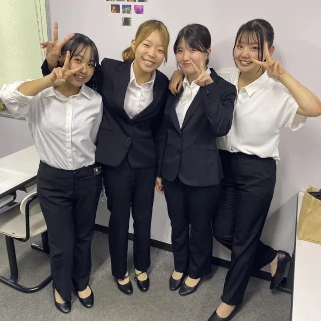 School website photograph · 鹿児島情報ビジネス公務員専門学校