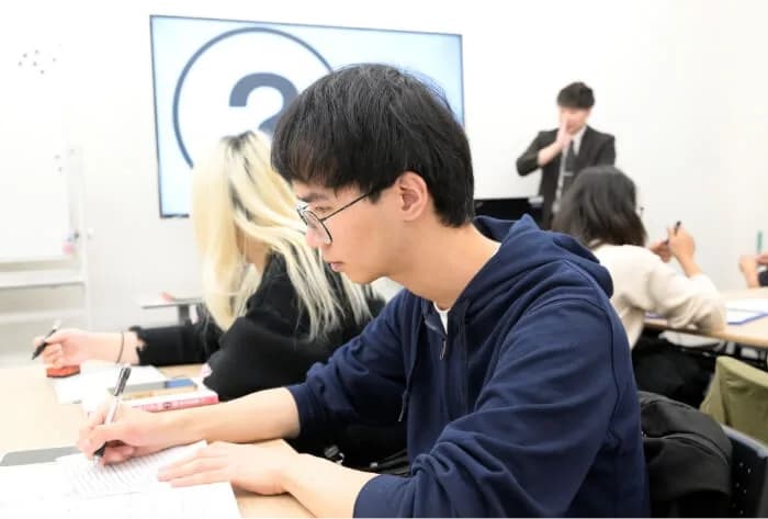 School website photograph · HUMAN ACADEMY JAPANESE LANGUAGE SCHOOL TOKYO CAMPUS