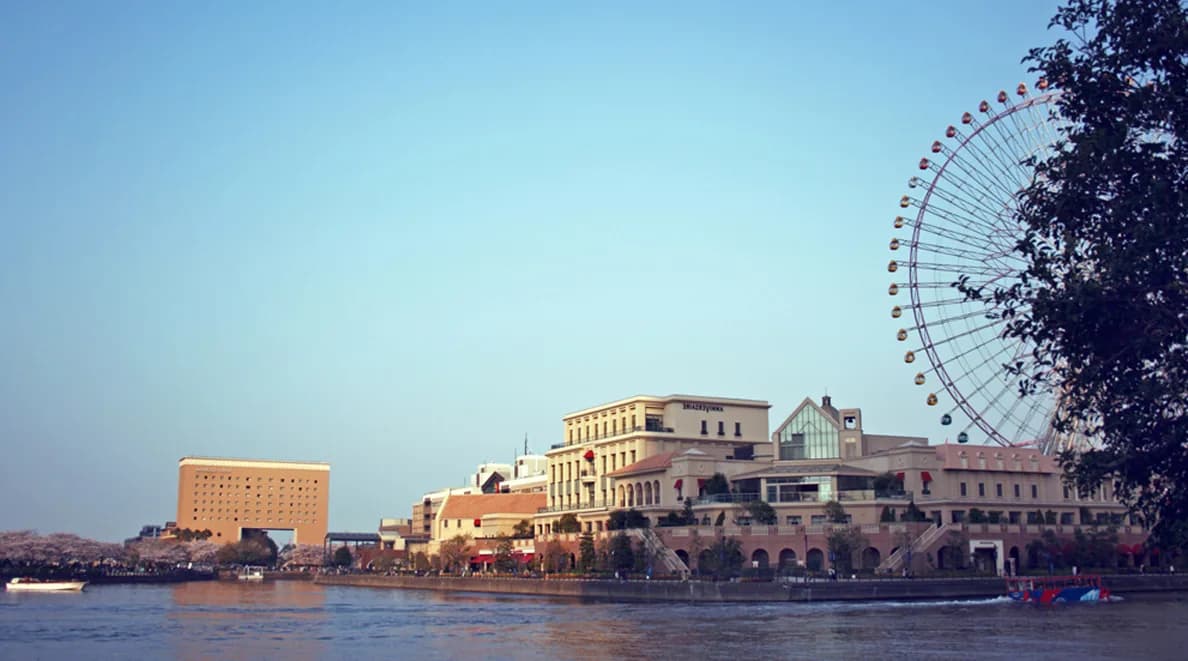 School website photograph · 東京国際語学院