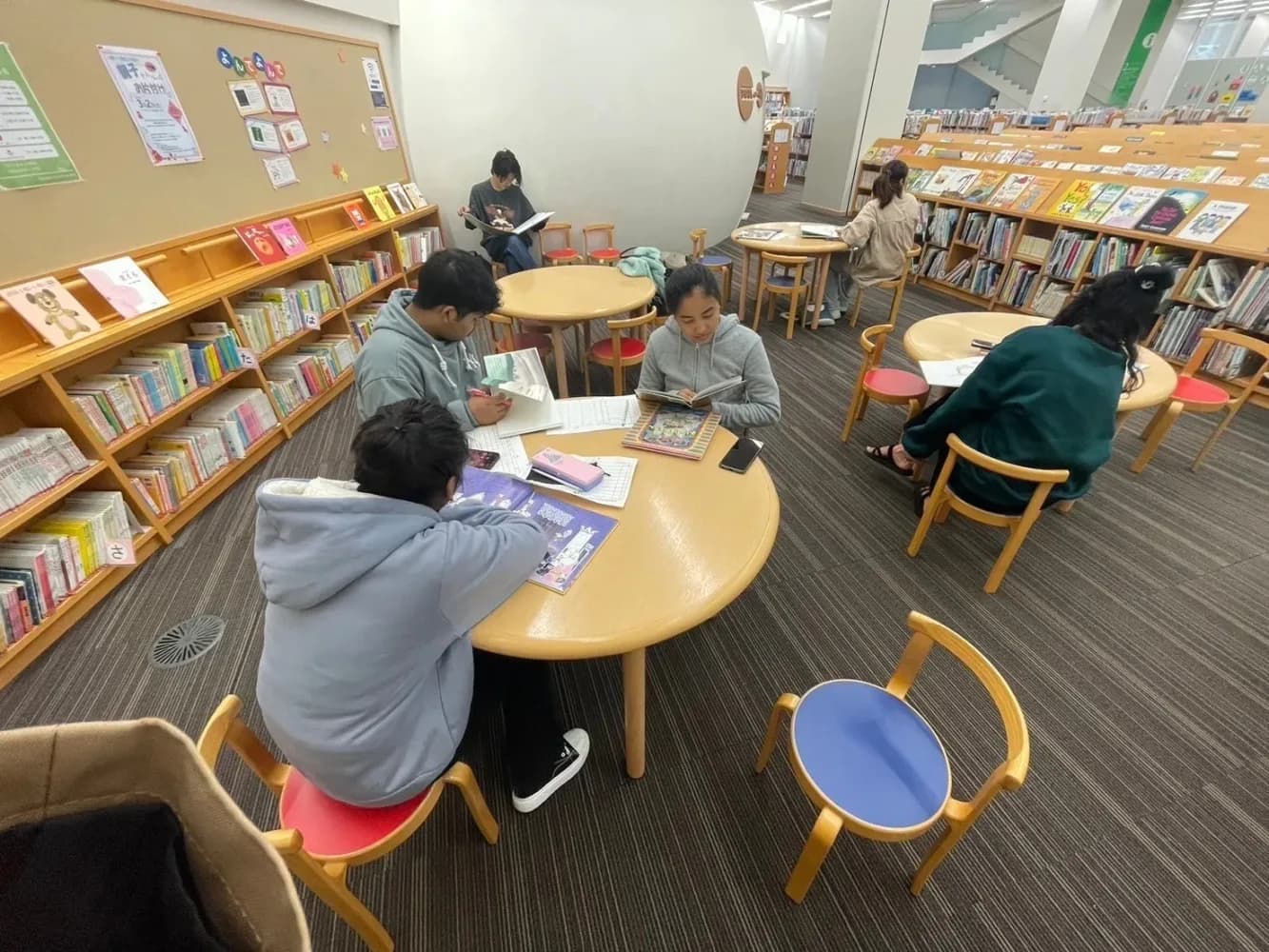 School website photograph · あさひ日本語学校
