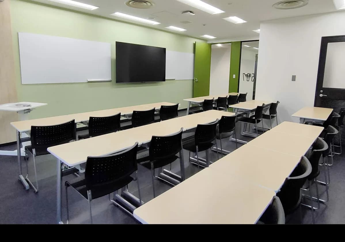 School website photograph · ISI LANGUAGE SCHOOL，OSAKA