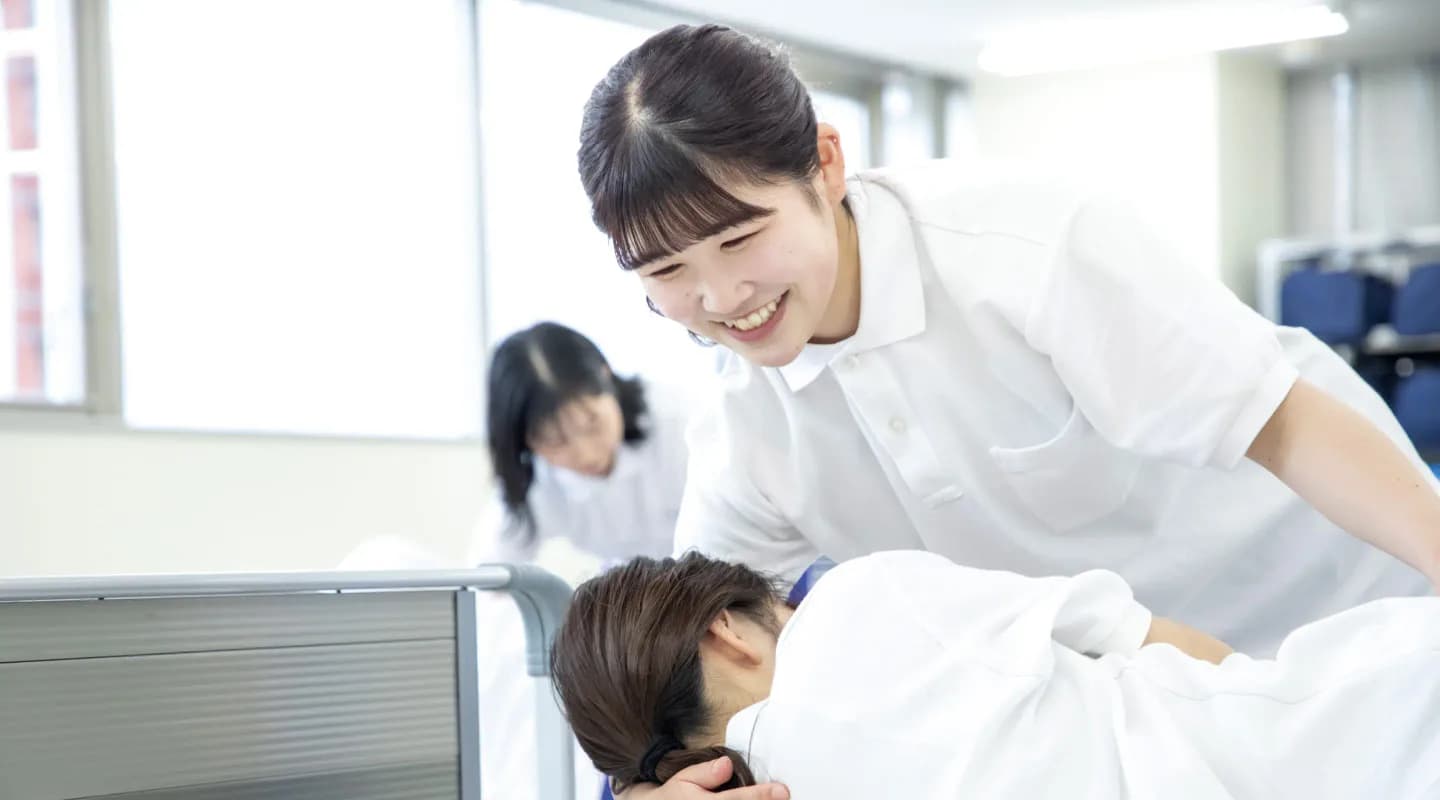 School website photograph · TRINITY COLLEGE, HIROSHIMA MEDICAL CARE AND WELFARE PROFESSIONAL TRAINING COLLEGE