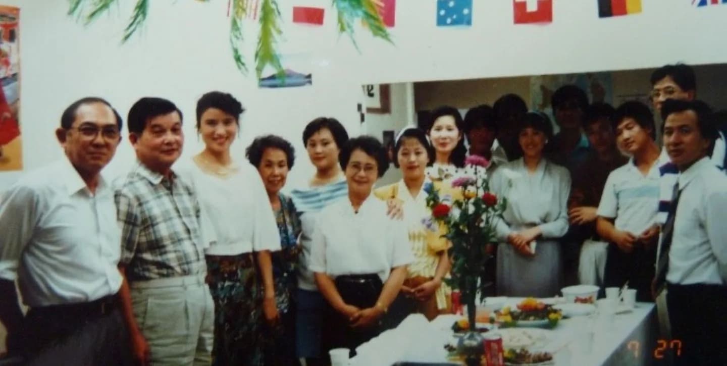 School website photograph · INTERNATIONAL CULTURE SCHOOL OF FOREIGN LANGUAGE