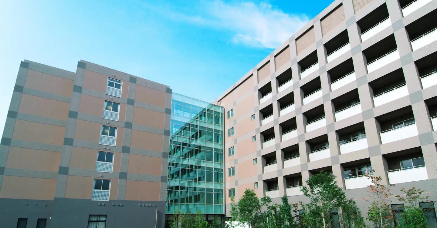 School website photograph · Aoyama Hope Academy